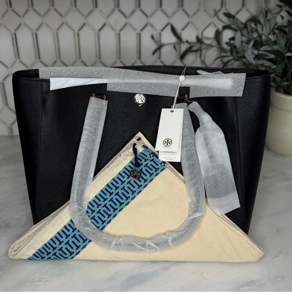 Tory Burch Robinson Large Saffiano Leather Tote Black NWT Dust Bag - Picture 4 of 17